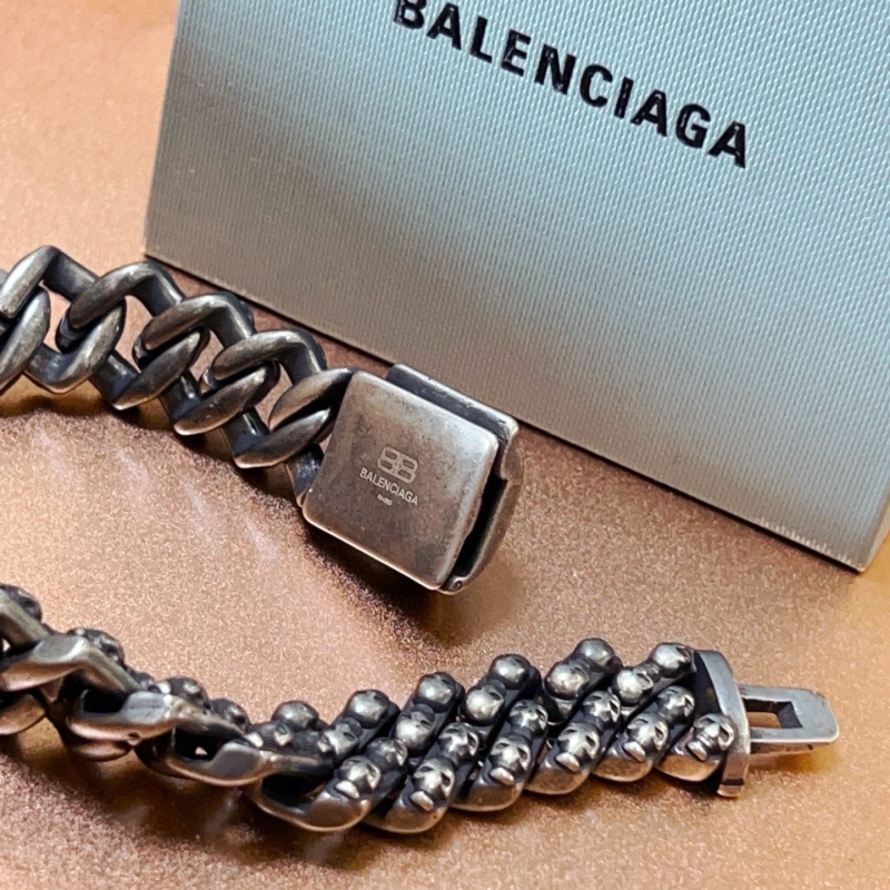 Ba1en*iaga bracelets